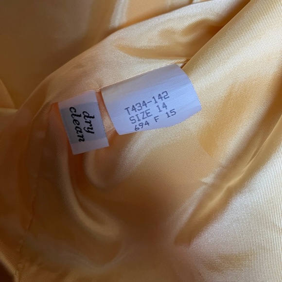 Pendleton 100% virgin wool yellow blazer - Picture 4 of 4